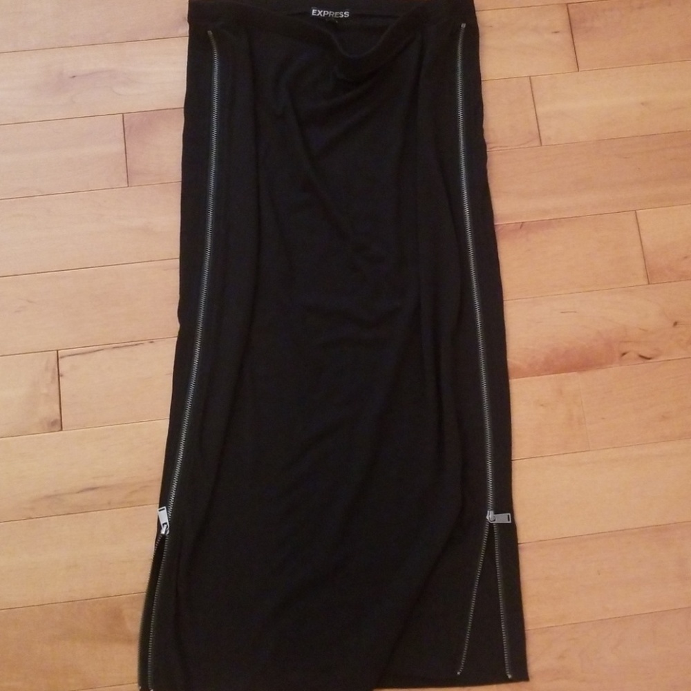 Express skirt